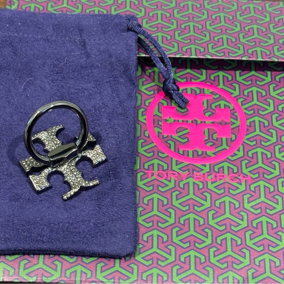 Tory Burch phone ring - Picture 3 of 5